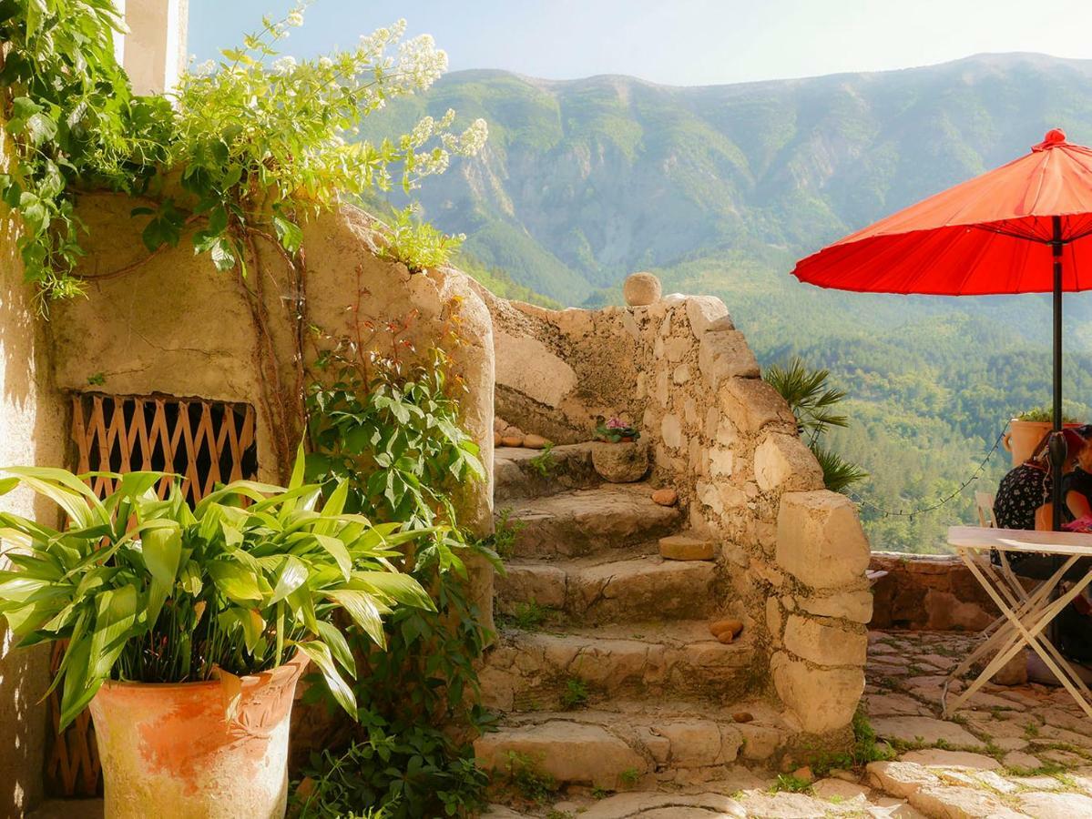 Chateau Des Gipieres Bij De Mont Ventoux Монбрен-ле-Бен Экстерьер фото