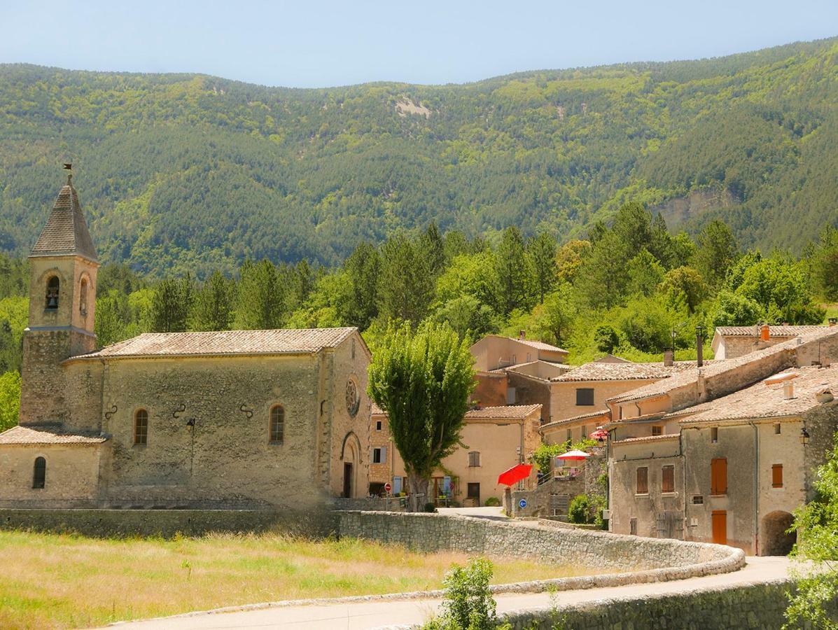 Chateau Des Gipieres Bij De Mont Ventoux Монбрен-ле-Бен Экстерьер фото