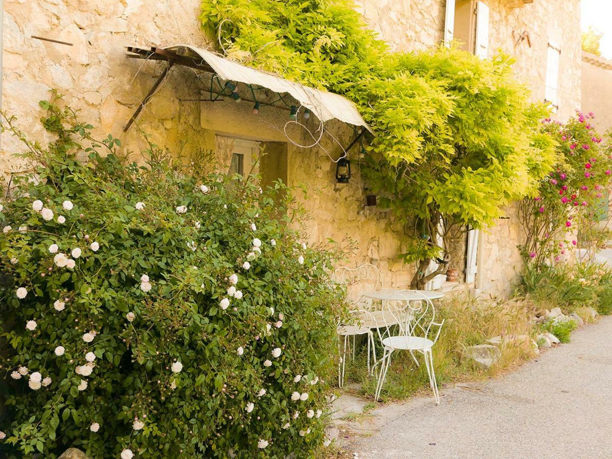 Chateau Des Gipieres Bij De Mont Ventoux Монбрен-ле-Бен Экстерьер фото